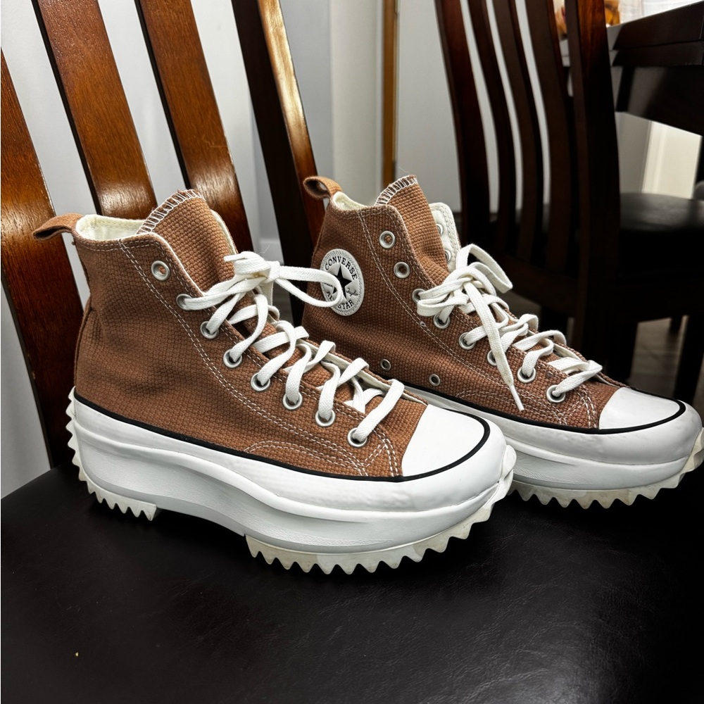 Converse Brown and White Run Star Hike Shoes